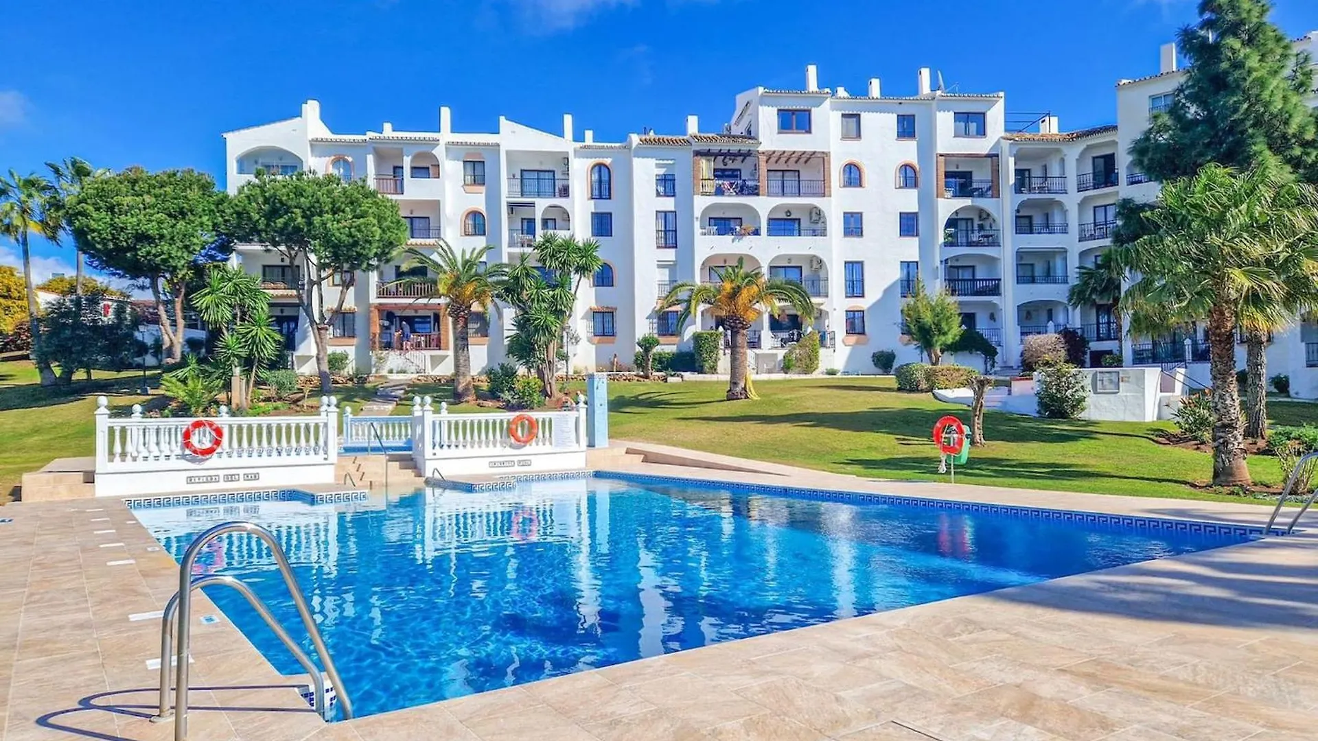 Modern 2 Bed Apartment Riviera Close To The Beach MIJAS COSTA Spain